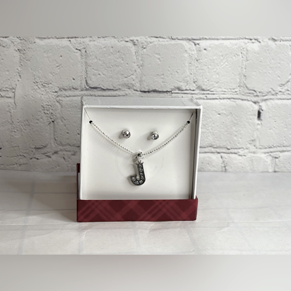 Necklace & Earrings set